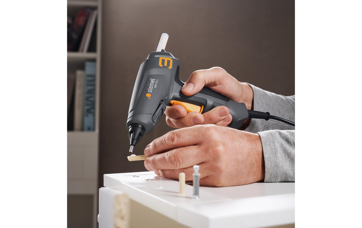 Steinel Gluematic 3011 KF Heissklebepistole – Netzbetrieb – Schmelztemperatur 200 °C – Koffer