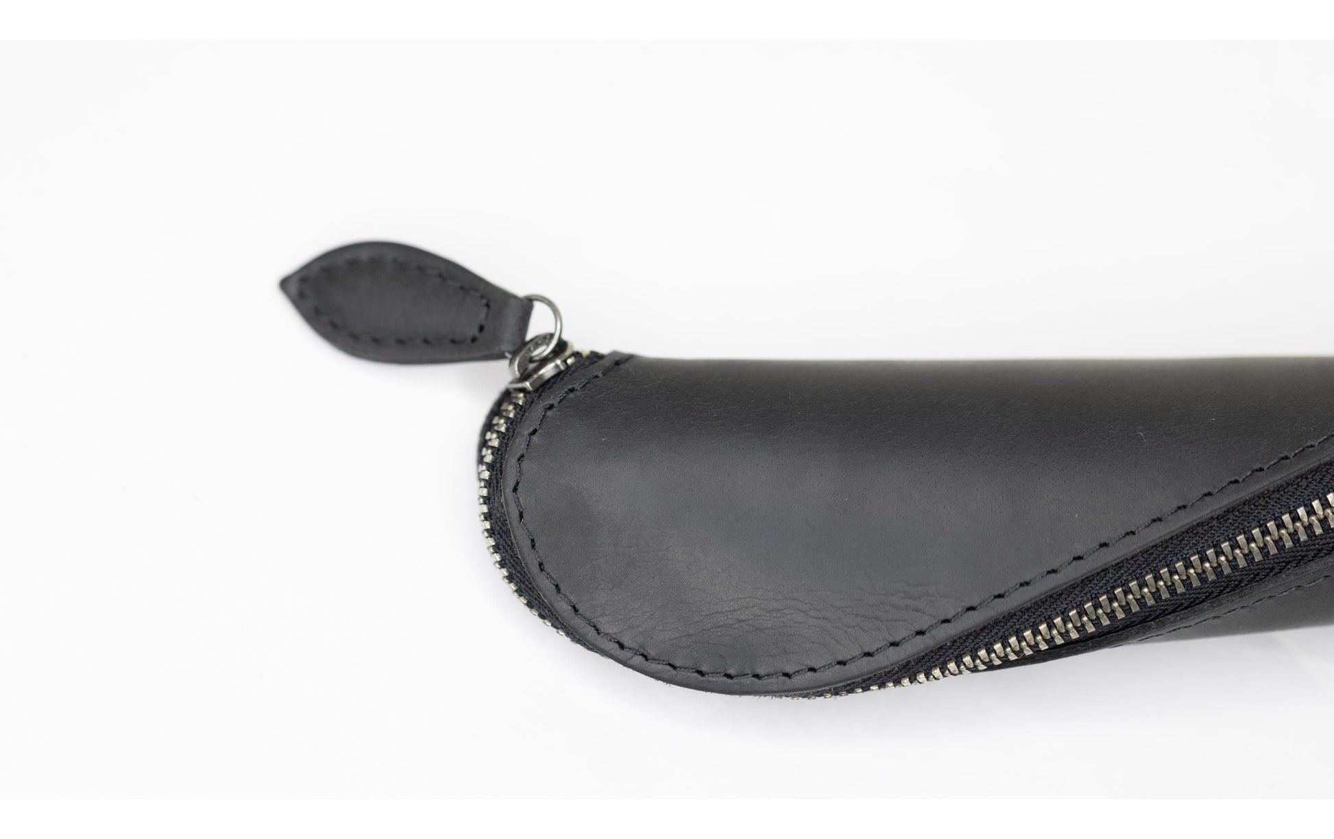 Alpenleder Drahdi – Schlamperetui, leer, schwarz, Leder