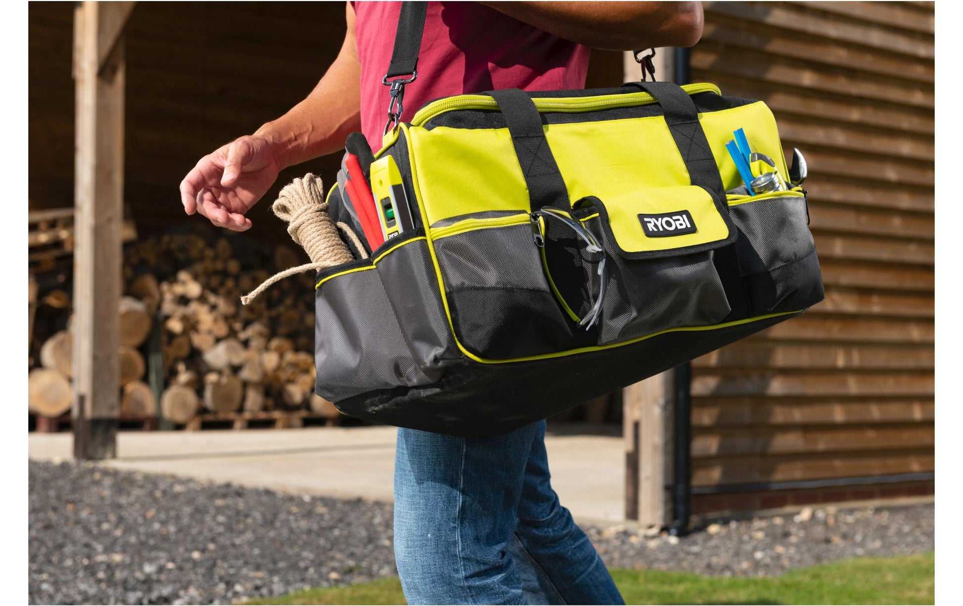 Ryobi werkstatt Ryobi RSSLTB1 Werkzeugtasche 49 l – mit Schultergurt, abschliessbar, Gelb/Schwarz, B 290 × H 300 × T 560 mm