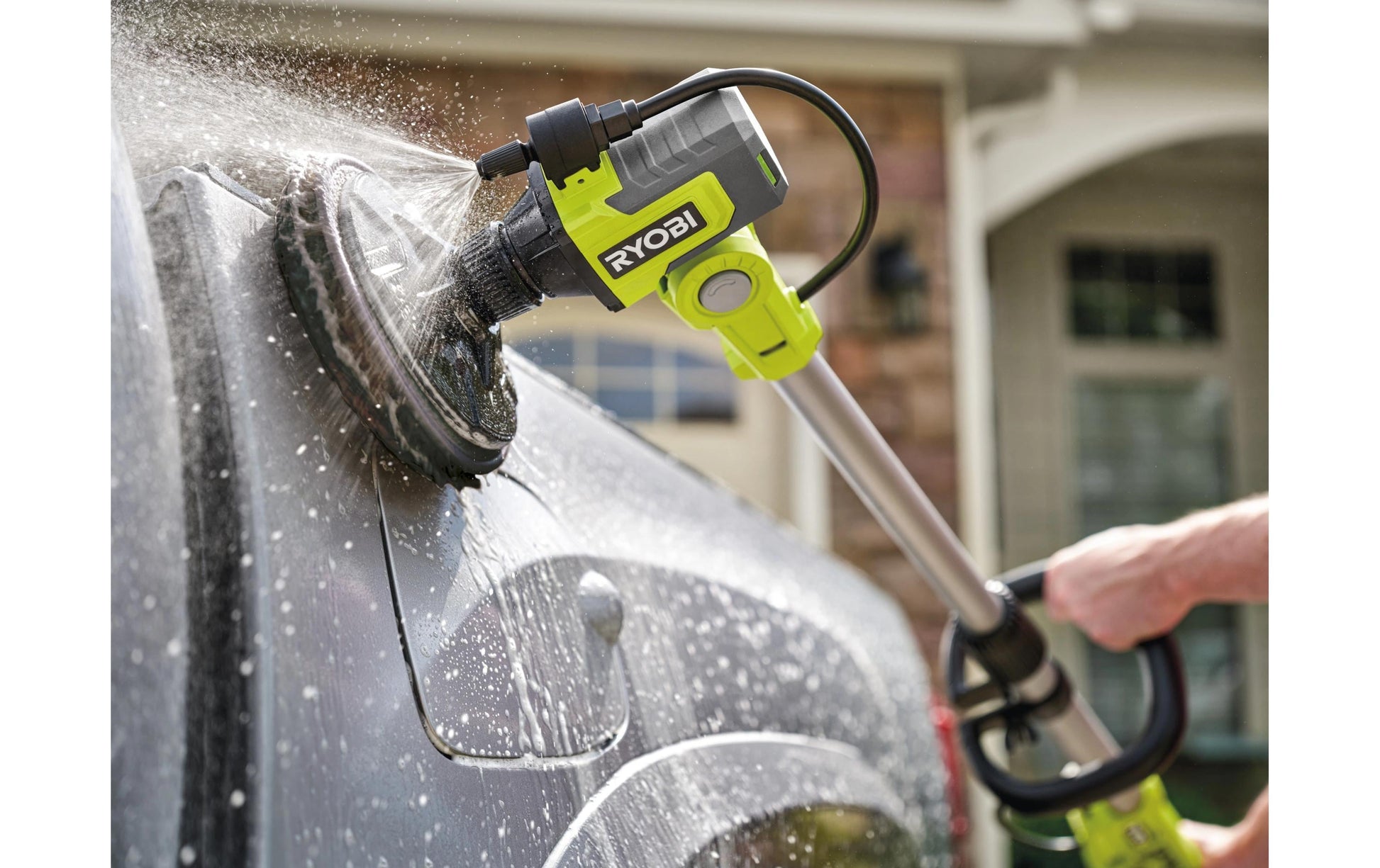 Ryobi Elektrische Reinigungsbürste RWTS18-0 – 18 V, 15 cm, Teleskopstiel, für Ryobi ONE+