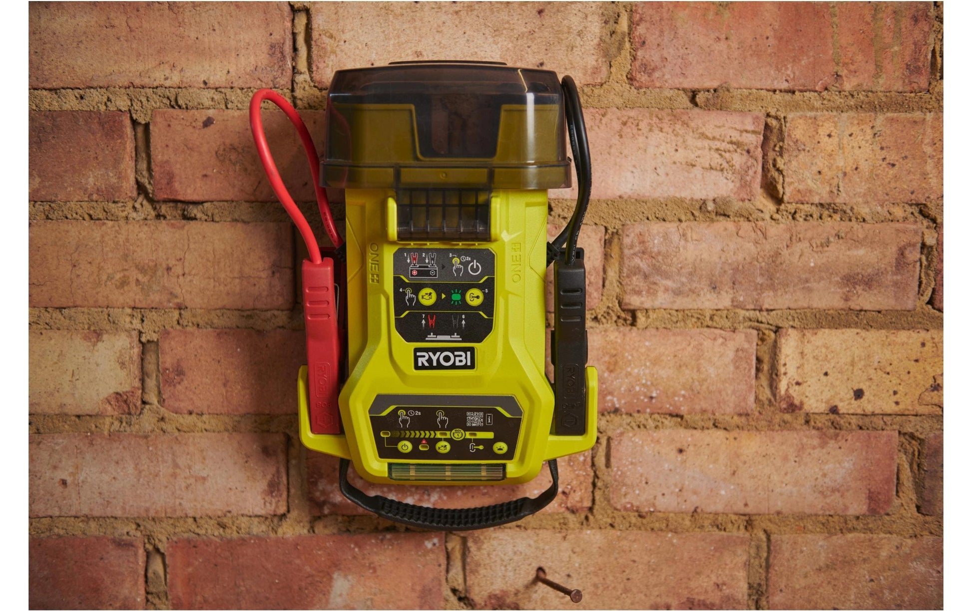 Ryobi Booster – 18 V, 1800 A Startstrom, Li-Ion, 1,9 kg, LED-Taschenlampe, Verpolungsschutz, Grün