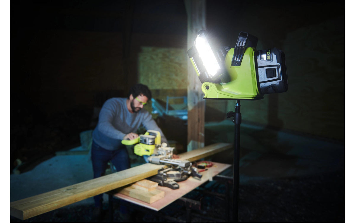 Ryobi werkstatt Ryobi Arbeitsleuchte RLP18-0 – 3000 lm, 25,2 W, 18 V Akku, dimmbar, IP20 – Grün