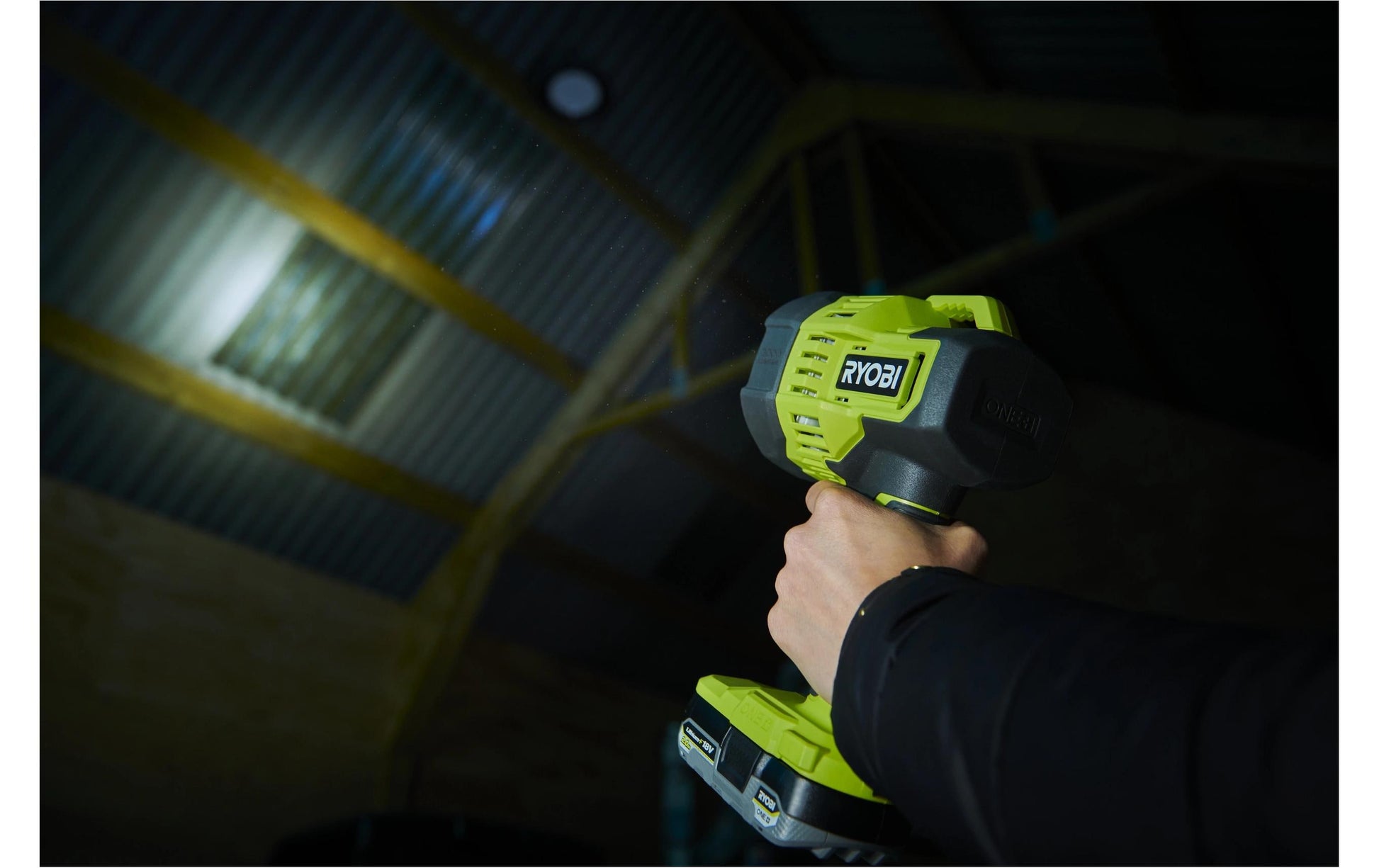 Ryobi werkstatt Ryobi Arbeitsleuchte RLS18-0 – 3000 lm, 18 V Akku, dimmbar, IP20 – Grün