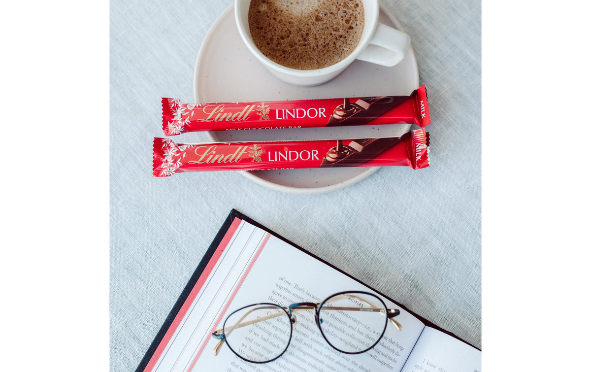 Lindt LINDOR Schokoriegel – Milch – 4 × 25 g
