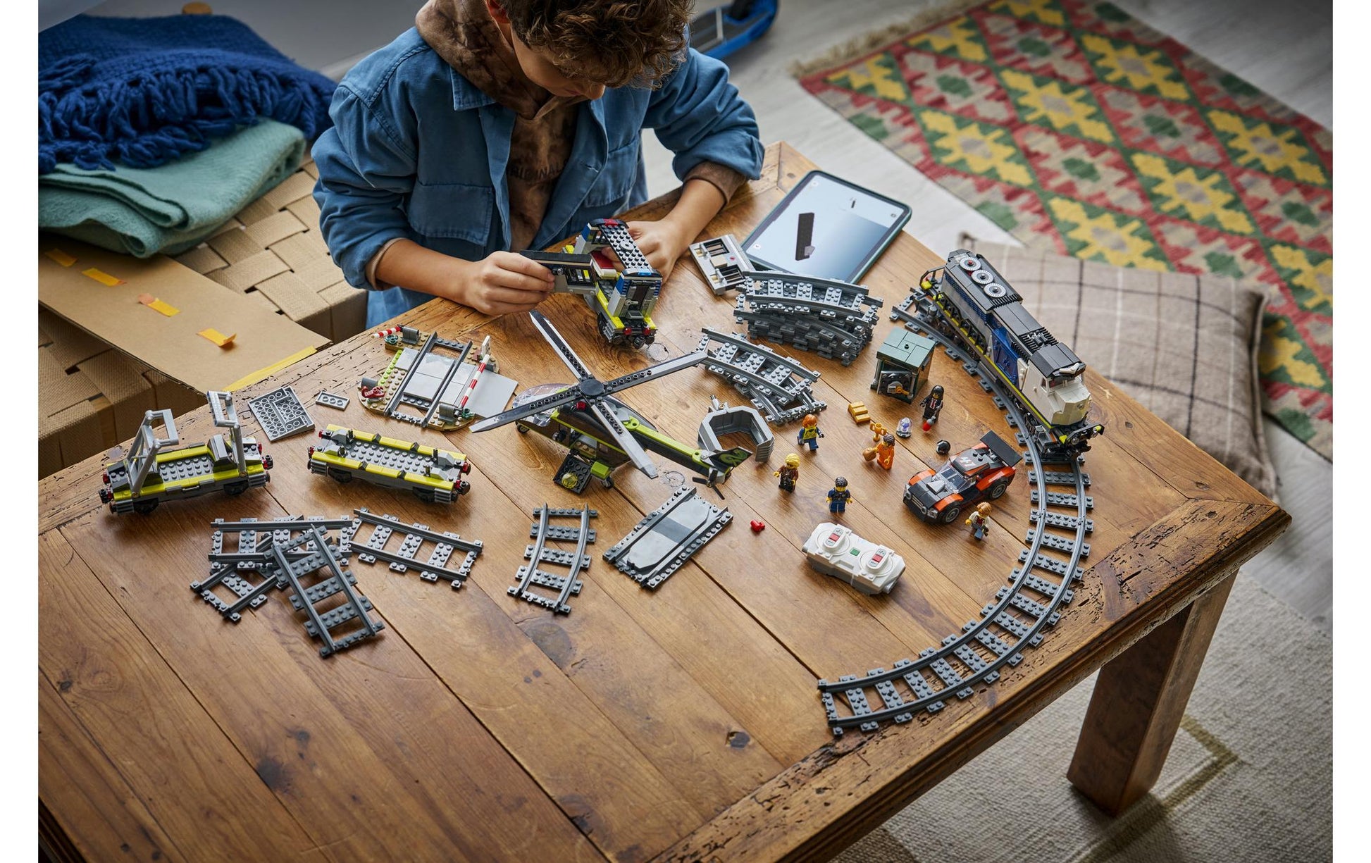 LEGO City Eisenbahn Überfall auf den Polizeizug – 1'313-teilig – 37,8×10,3×55,5 cm – ab 7 Jahren