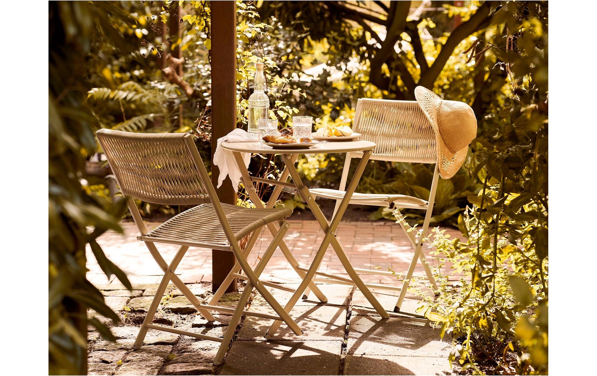 House Nordic Bistro-Set – Taupe – Stahl – Tisch 60 × 60 × 84 cm