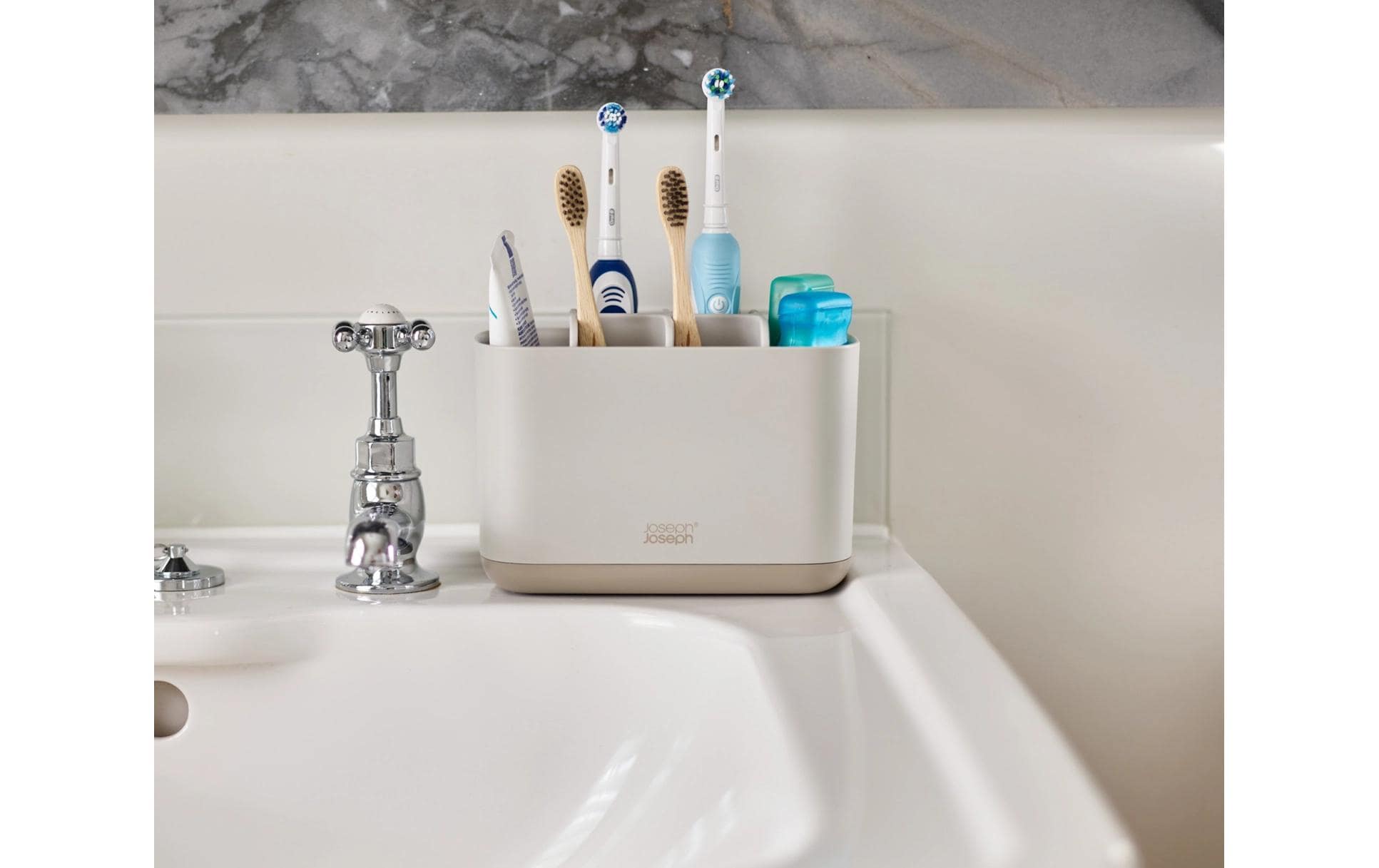 Joseph Joseph Zahnbürstenhalter EasyStore – Kunststoff, 8,6×17,1×12,8 cm, Beige