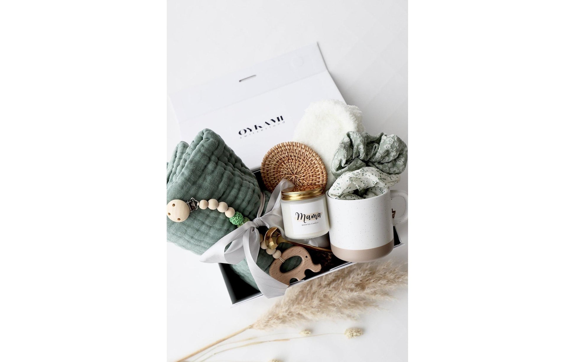 Oykami Kapstadt Geschenkbox – Mama & Baby – Buche & Textil, Grün