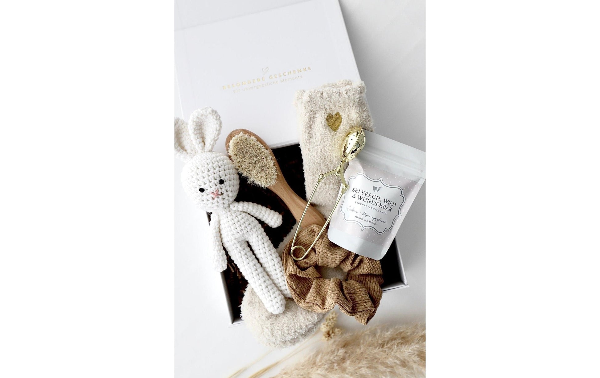 Oykami Geschenkbox Selma Hase – Buche, Textil – Weiss