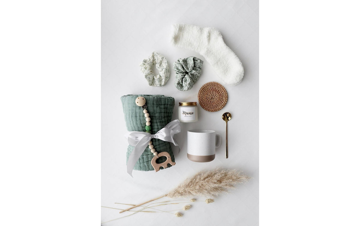 Oykami Kapstadt Geschenkbox – Mama & Baby – Buche & Textil, Grün
