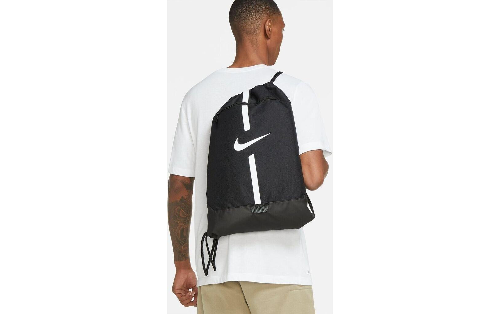 Nike Sporttasche – 18 l, schwarz, 36 × 51 × 5 cm