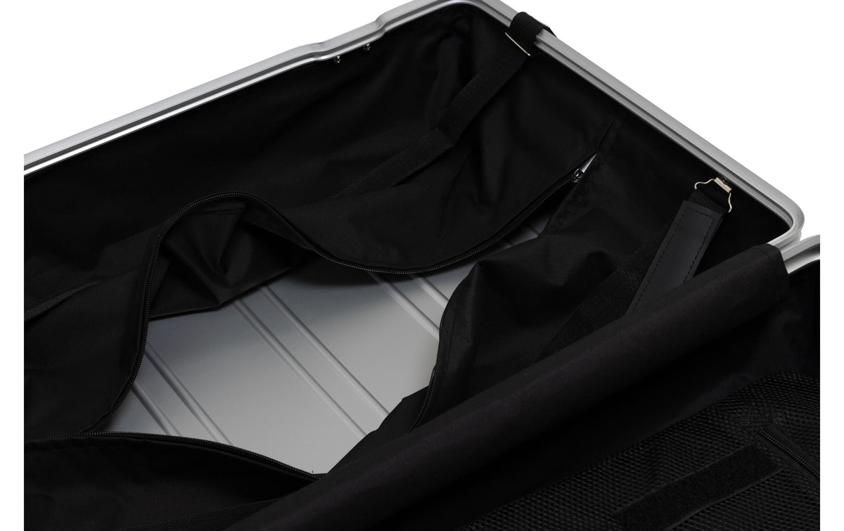 Koor Hartschalen-Trolley, 40 L, Handgepäck geeignet, 4 Rollen, TSA-Schloss, Aluminium, Silber