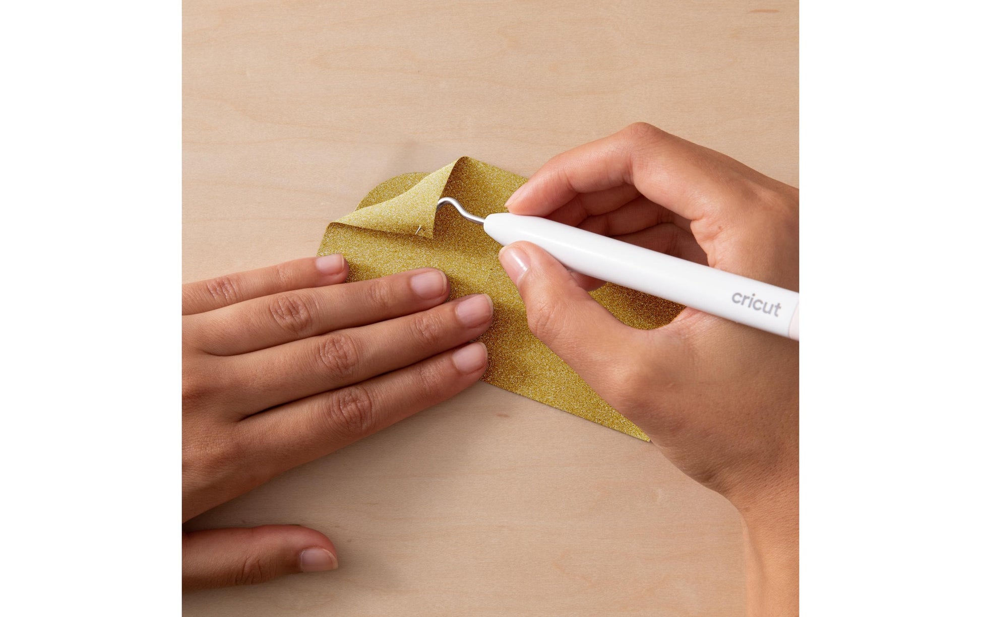 Cricut Aufbügelfolie Flex – 24,1 × 48,3 cm, Gold, Glitzernd – 1 Stück, Vinyl
