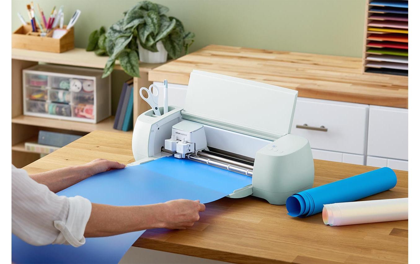 Cricut Smart-Aufbügelfolie Smart Holo – 33 × 91 cm, blau, holographisch – 1 Stück, für Cricut Maker, Cricut Explore