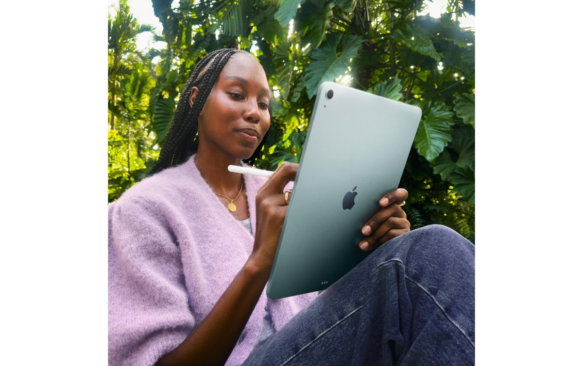 Apple iPad Air 13 – 13", 1 TB, 12 GB RAM, Wi‑Fi, Starlight, IP42