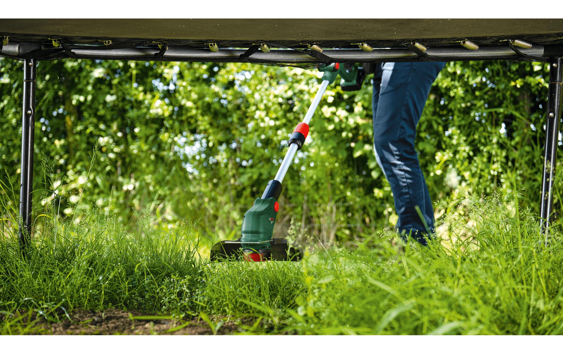Bosch UniversalGrassCut Akku-Rasentrimmer – 18 V – Ø 260 mm – 2,0 Ah & Ladegerät – POWER FOR ALL