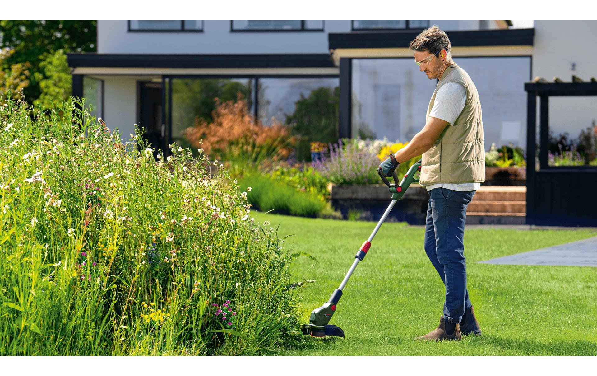 Bosch UniversalGrassCut Akku-Rasentrimmer – 18 V – Ø 260 mm – 2,0 Ah & Ladegerät – POWER FOR ALL