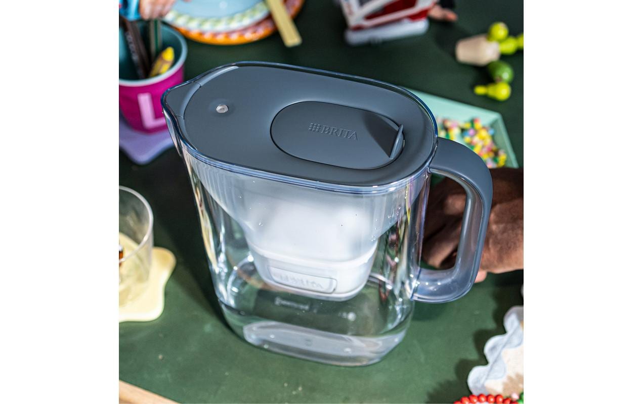 Brita Style Essential XL – Wasserfilterkanne 2,3 l, Kunststoff, Transparent/Blau