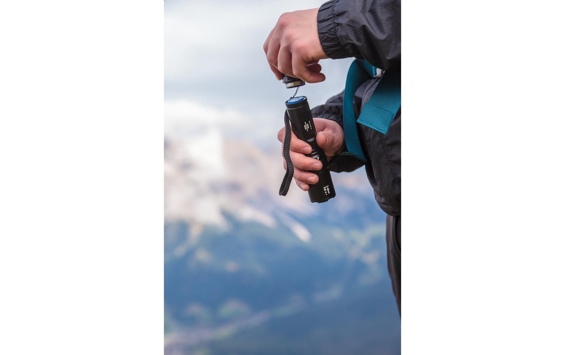 Brennenstuhl Taschenlampe TL 801 AFS – 800 lm, 230 m, IP44, Akku 400 mAh – Schwarz