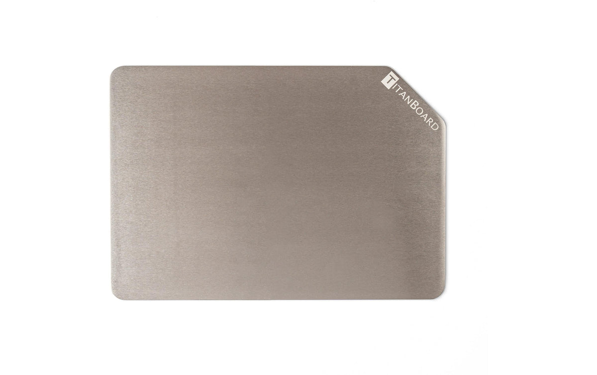 TitanBoard – Schneidebrett 23 × 33 cm, Metall, 3-teilig, Silber
