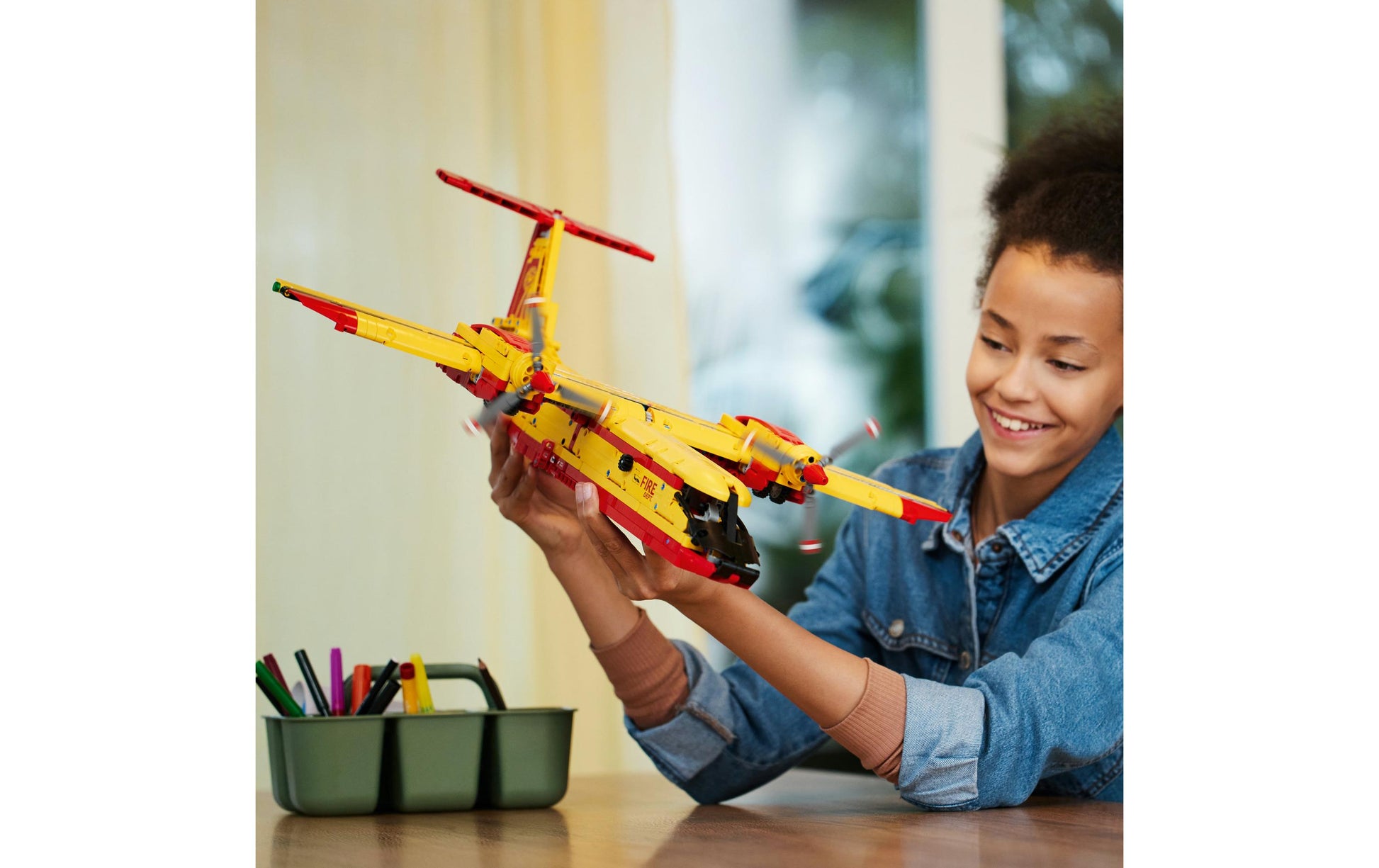 LEGO Technic 42152 Feuerwehrflugzeug – 1134 Teile – 28,2 × 9,1 × 48 cm – ab 10 Jahren