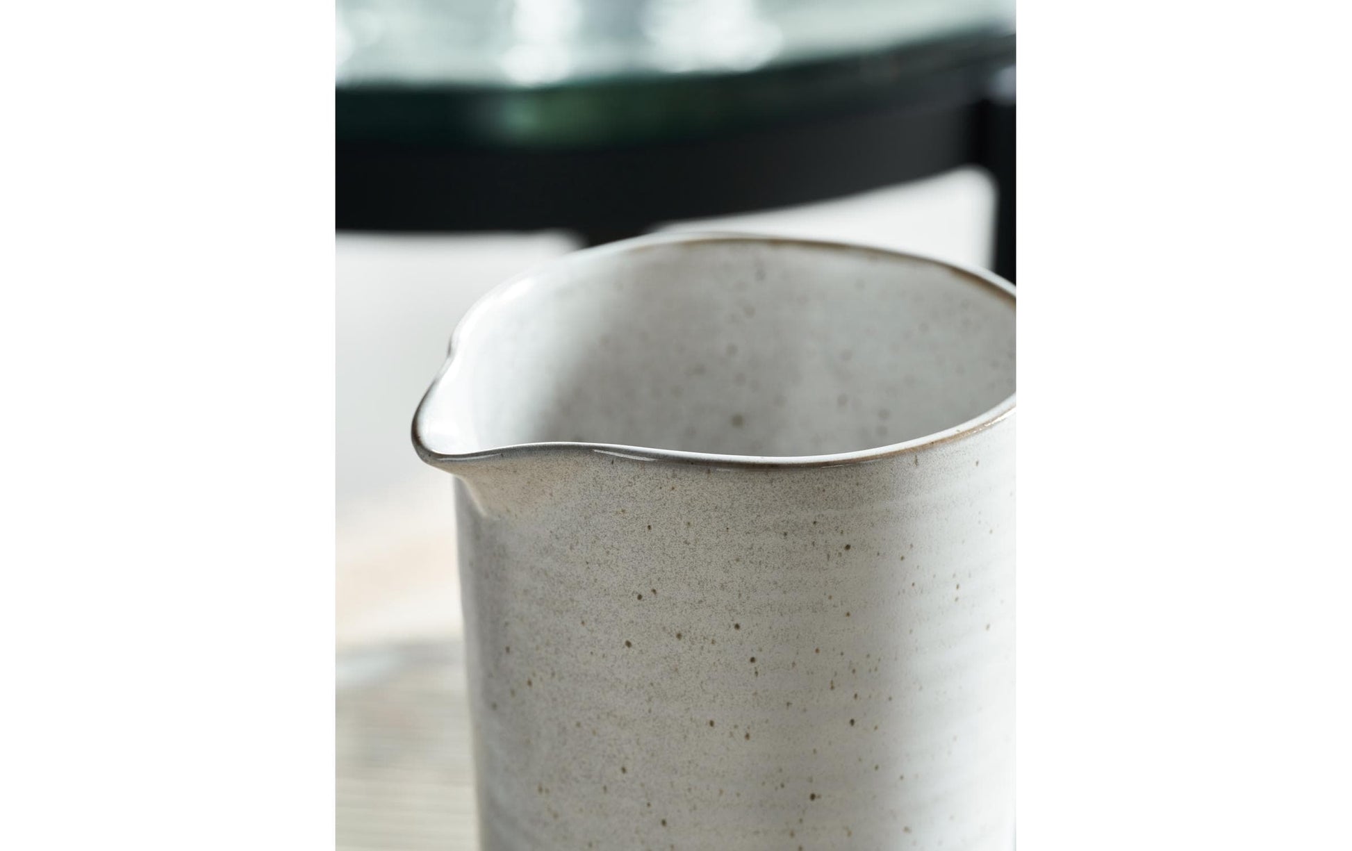 Society of Lifestyle House Doctor Krug Pion – 1,5 l, Ø 12 cm, H 19 cm, Steinzeug, Hellgrau, spülmaschinenfest, mikrowellengeeignet
