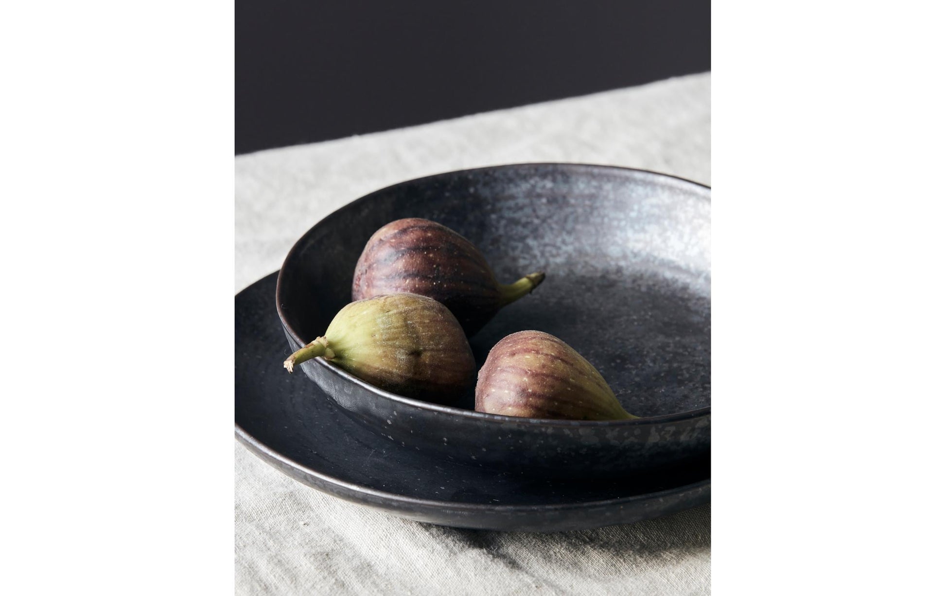 Society of Lifestyle House Doctor Schale Pion – Ø 19 cm, H 4 cm, Steinzeug, Dunkelgrau, spülmaschinenfest, mikrowellengeeignet