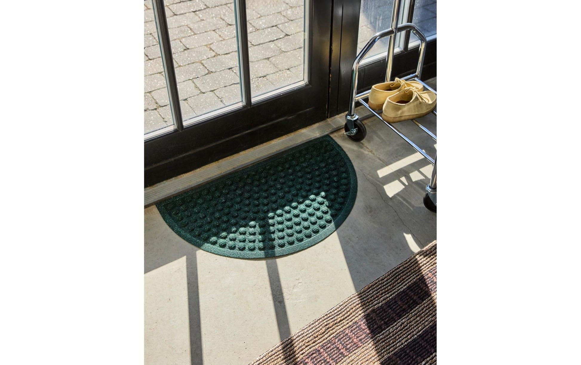 Society of Lifestyle House Doctor Bodenmatte – 45 × 75 cm, Dunkelgrün, Gummi/Polypropylen, Dicke 0,8 cm