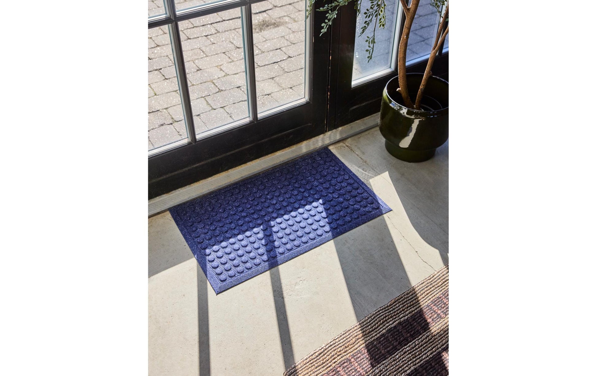 Society of Lifestyle House Doctor Fussmatte – 75 × 45 × 0,8 cm – Polypropylen & Gummi, rutschfest, Blau