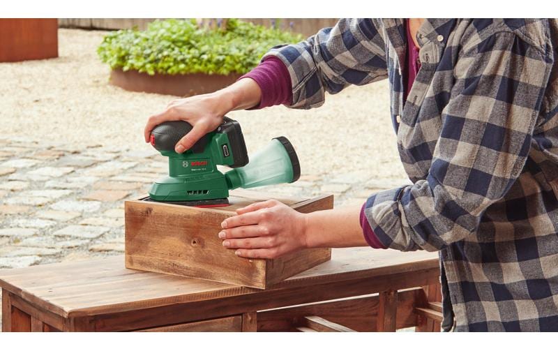 Bosch EasySander 18V-8 Akku-Multischleifer – 18 V – Klettverschluss – 35 W – 2,0 Ah & Ladegerät – POWER FOR ALL
