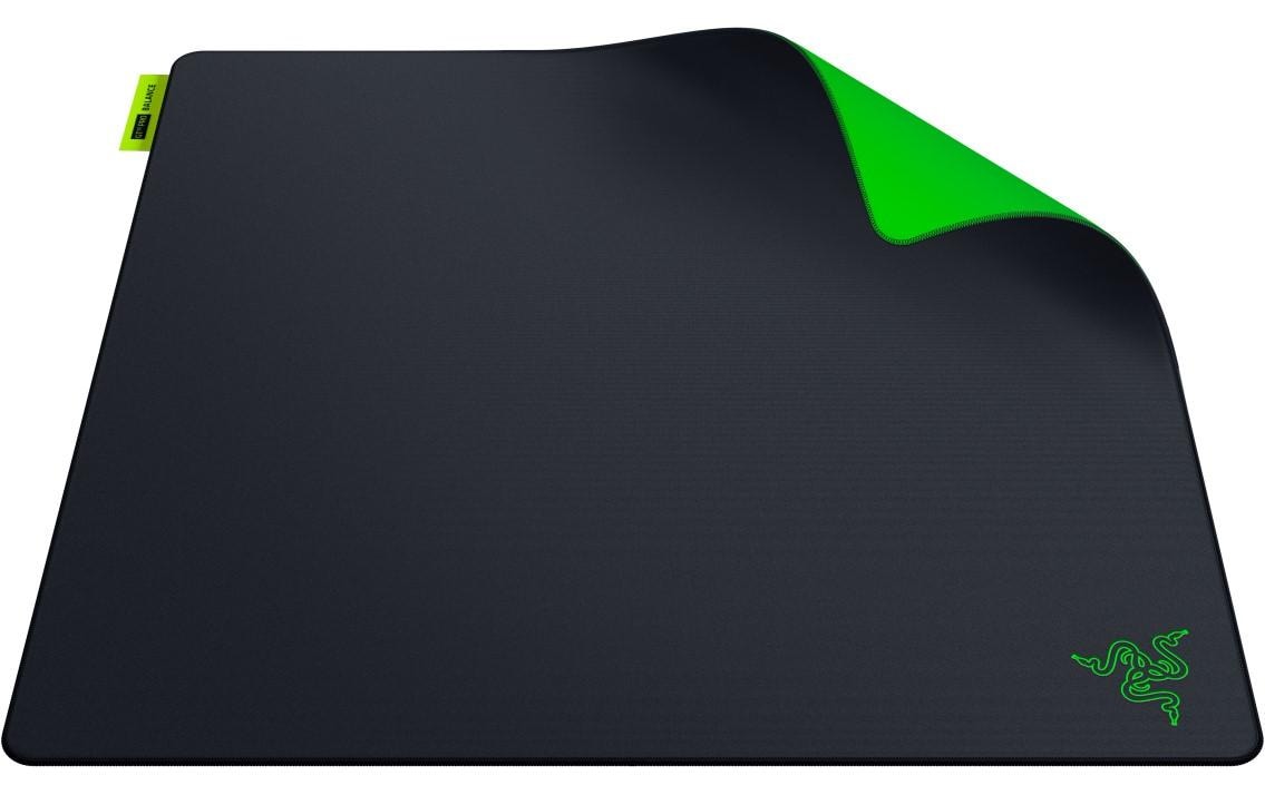Razer Gigantus V2 Pro L – Gaming-Mauspad – 480 × 500 × 4 mm, Stoff, Schwarz