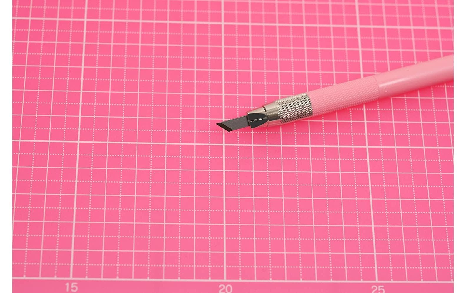 NT Cutter D-401P – Abbrechmesser 9 mm, Kunstharz, Pink