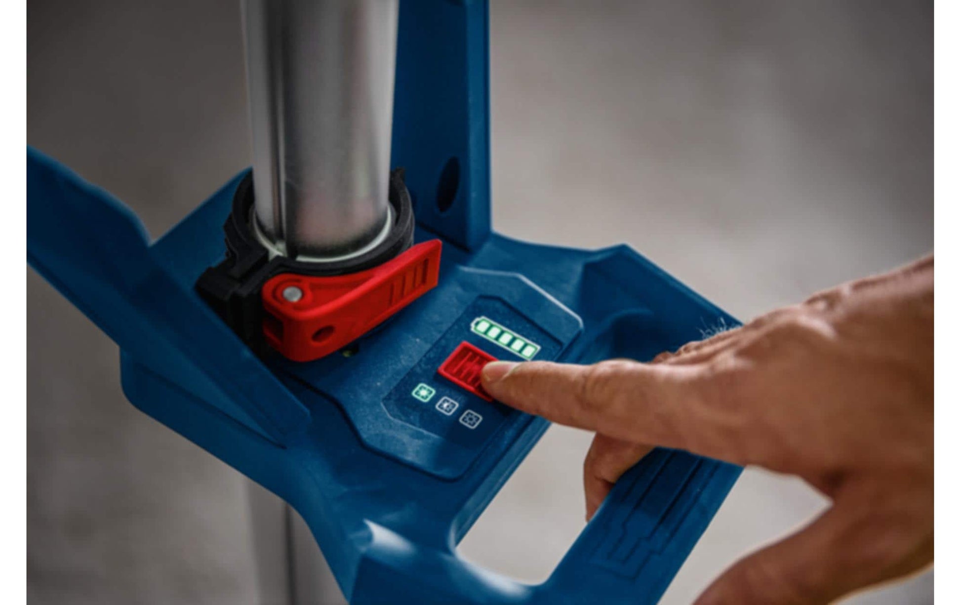 Bosch Professionelle Arbeitsleuchte GLT18V-5000 – 5000 lm, 18 V Akku, IP54, dimmbar