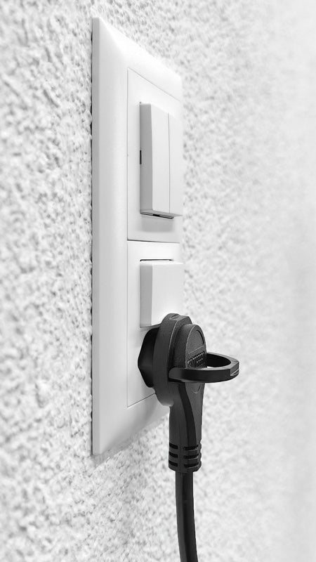Steffen Verlängerungskabel – T12 (Winkelstecker) – T13, 5 m, 3×1 mm², Schwarz