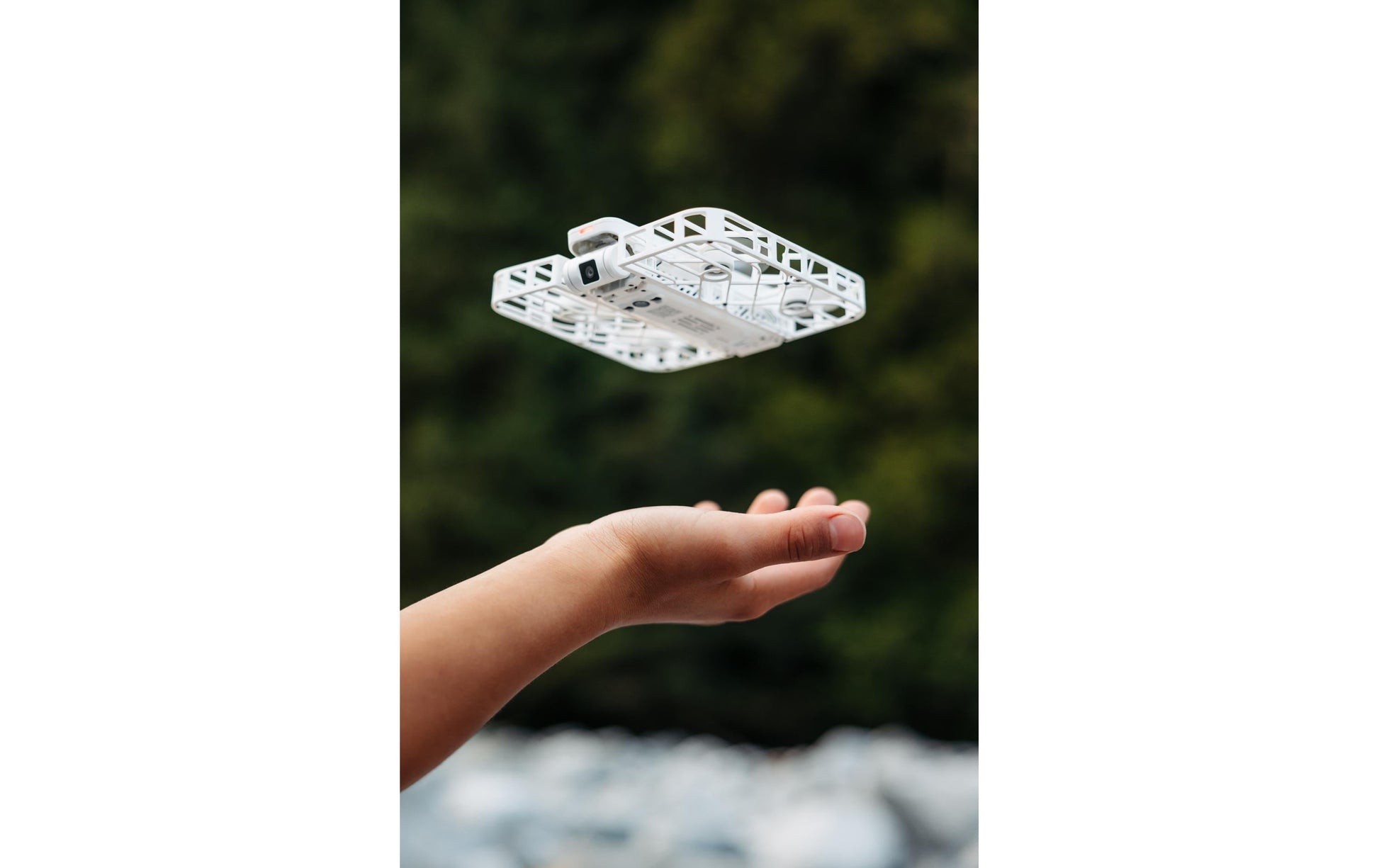 HOVERAir X1 Retail Combo – Quadrocopter, 2704×1520, 60 fps, 35 min Flugzeit, weiss