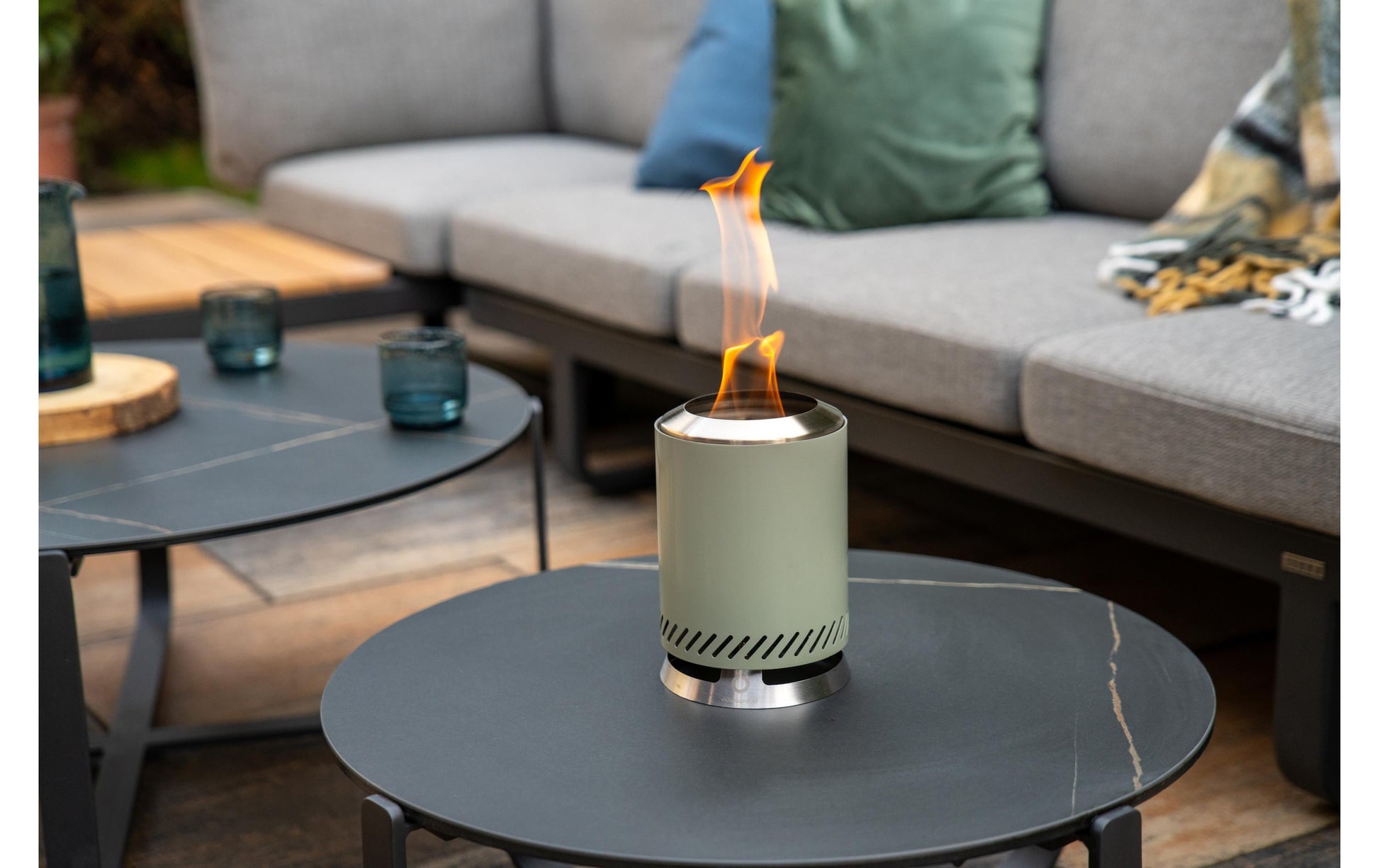 OUTDOORCHEF Dekorative Aussenleuchte FIRE POT 14 – Ø 22 cm – Grün – Keramikbeschichtet, Edelstahl