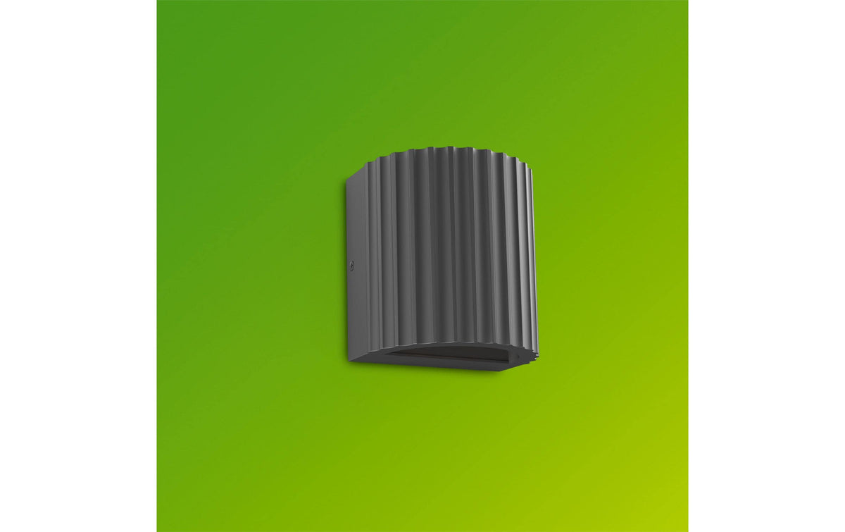 Philips by Signify Philips Aussenwandleuchte – 800 lm, 8,6 W – Warmweiss, 2700 K – IP44 – Netzbetrieb – Anthrazit – Aluminium