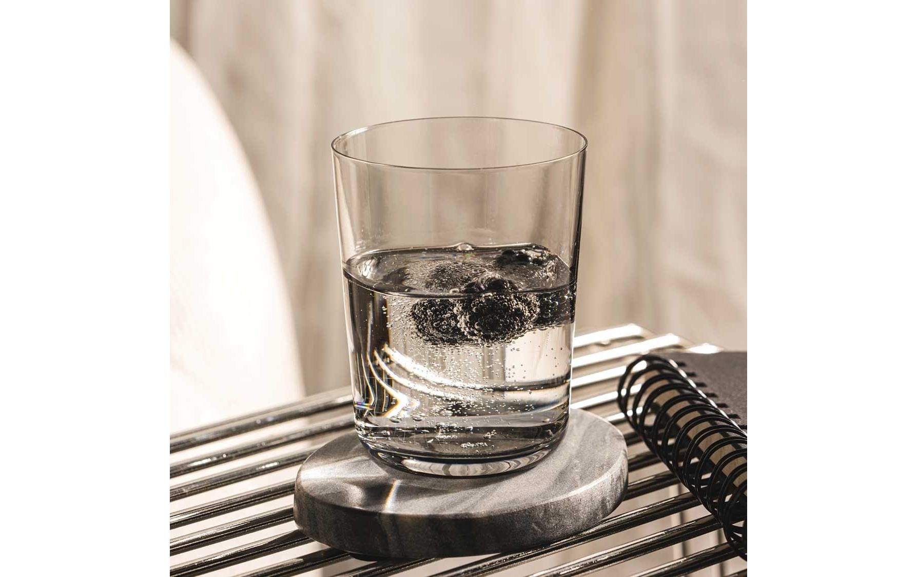 Leonardo Trinkglas Leggero Sasso – 240 ml, Ø 7,8 cm, H 10,0 cm, Glas, Grau