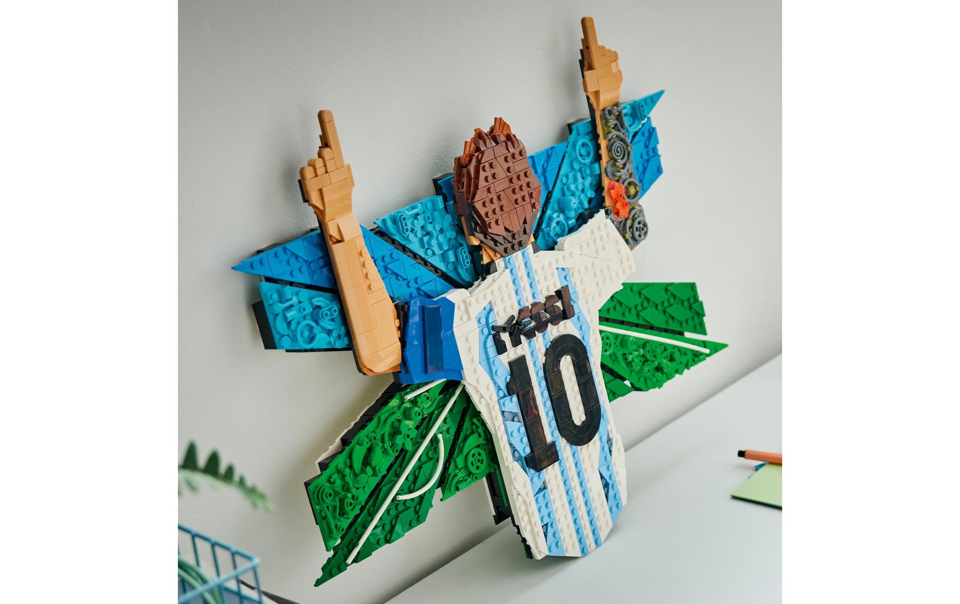 LEGO Editionen Lionel Messi Torjubel 3D-Puzzle – 37,8 × 9,4 × 48 cm – 1427-teilig – ab 14 Jahren