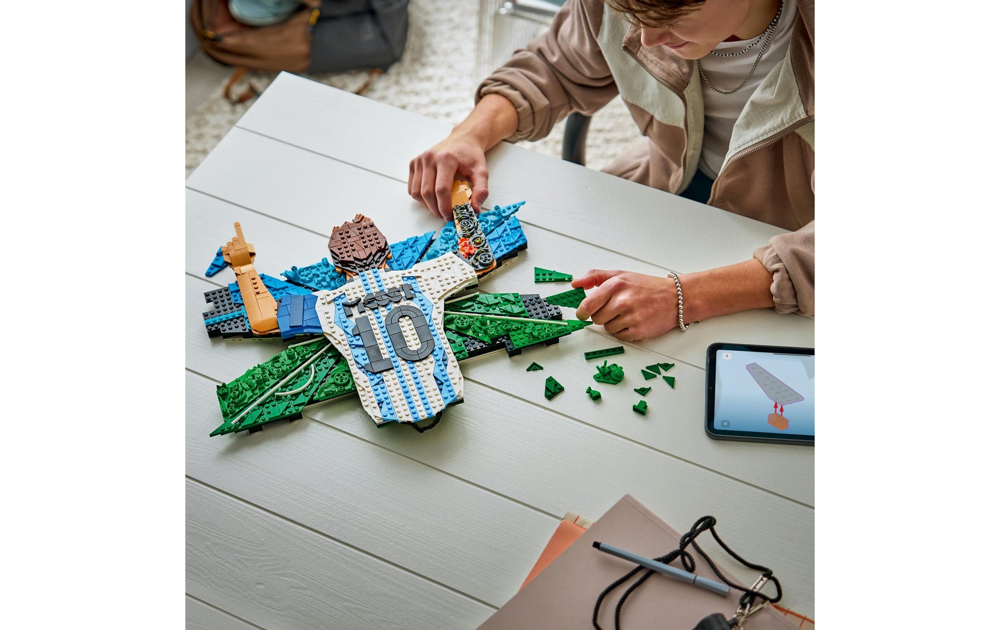 LEGO Editionen Lionel Messi Torjubel 3D-Puzzle – 37,8 × 9,4 × 48 cm – 1427-teilig – ab 14 Jahren