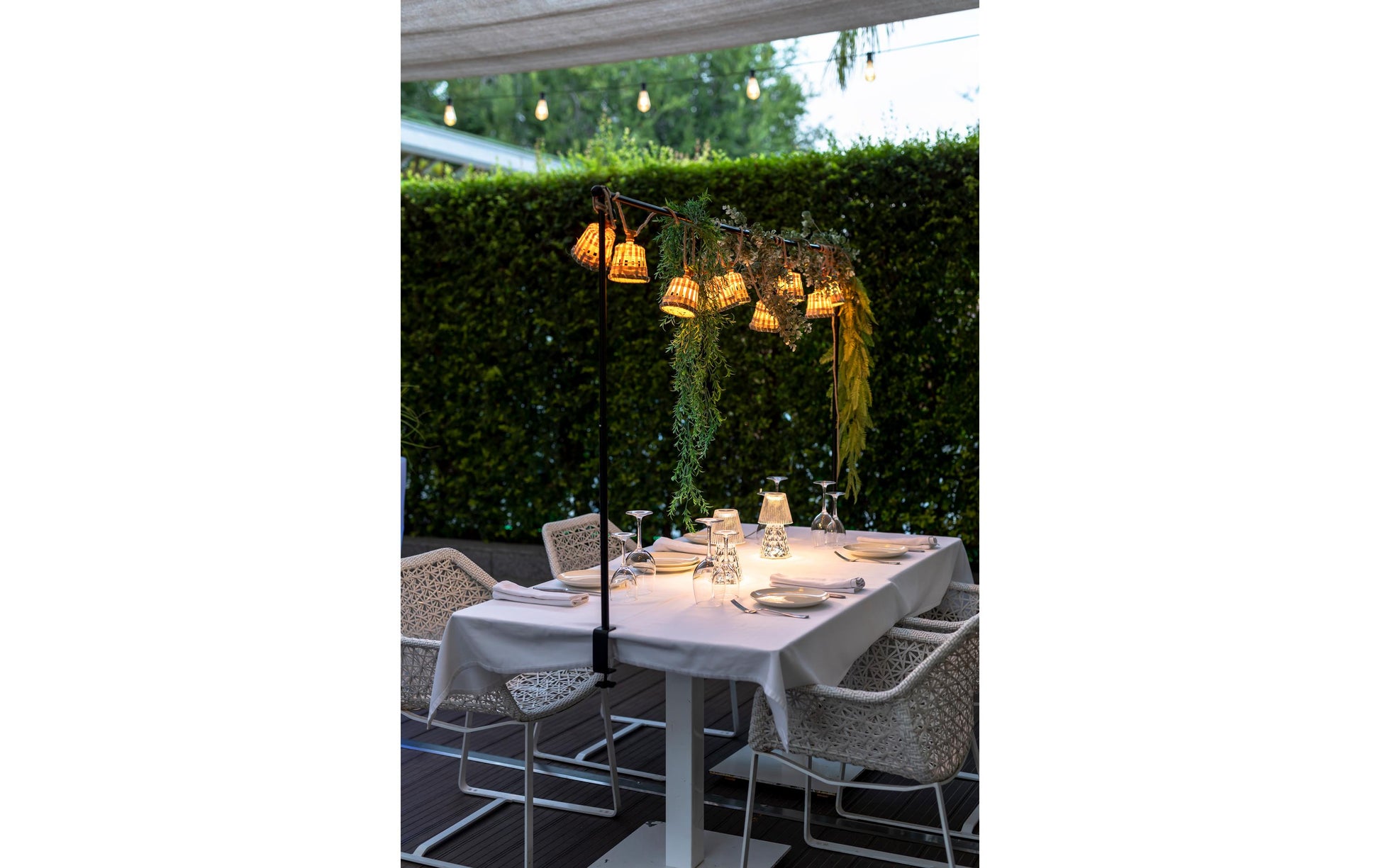 New Garden Lichterkette – IP44, Akkubetrieb, Solarbetrieb, USB – 10 LEDs, 10 h Laufzeit, Beige, Bambus/Jute