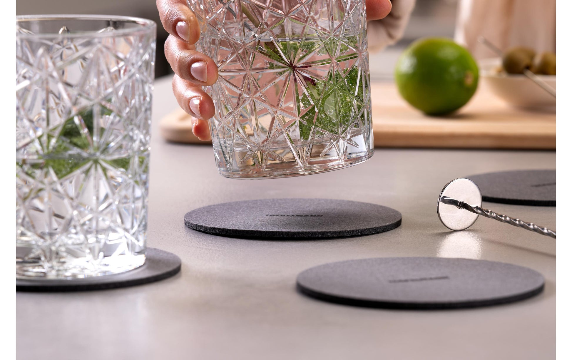 Fackelmann Glasuntersetzer – 4er Set, Ø 11 cm, Filz, Grau