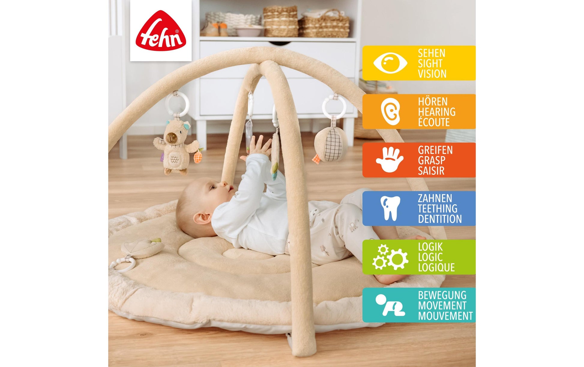 Fehn Krabbeldecke mit Spielbogen – Capybara Clara – 8-teilig – 85 cm – Plüsch, Polyester – Beige, Braun