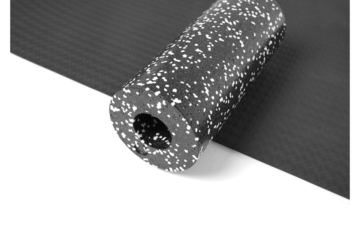 Koor Faszienrolle – Mittel, 14 × 33 cm – Schwarz, Weiss