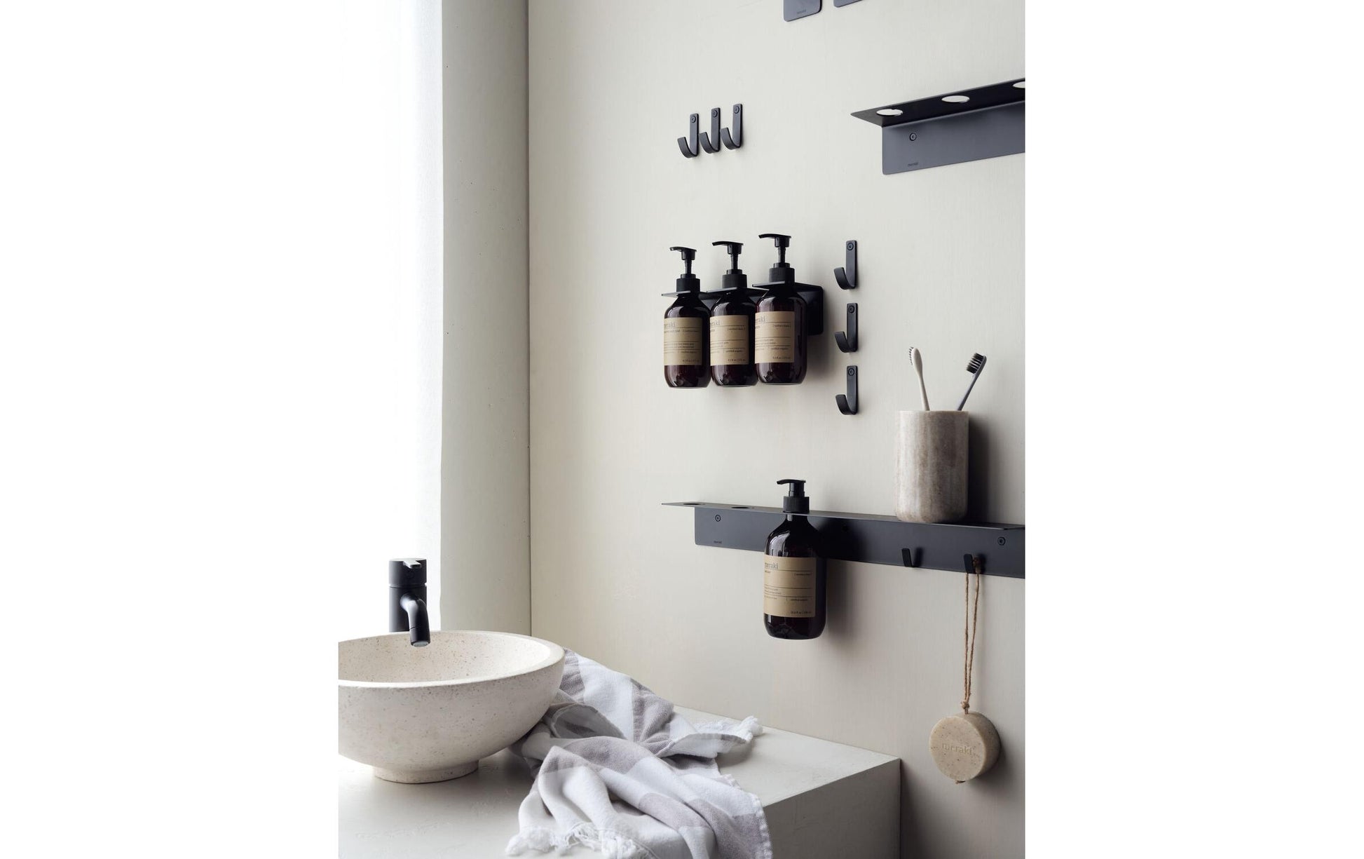 Cisco meraki Seifenhalter (Wand) – 5,8×6,7×5,8 cm, Edelstahl, Wandmontiert, Schwarz