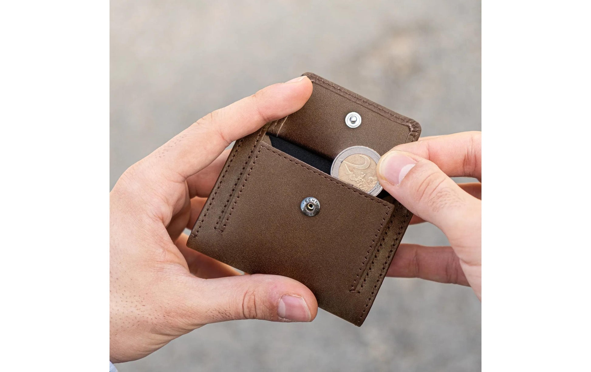 Puristo Kartenetui – RFID-Schutz, Münzfach – 7,2 × 4 × 2,2 cm – Braun – KLIK XL Slim Wallet