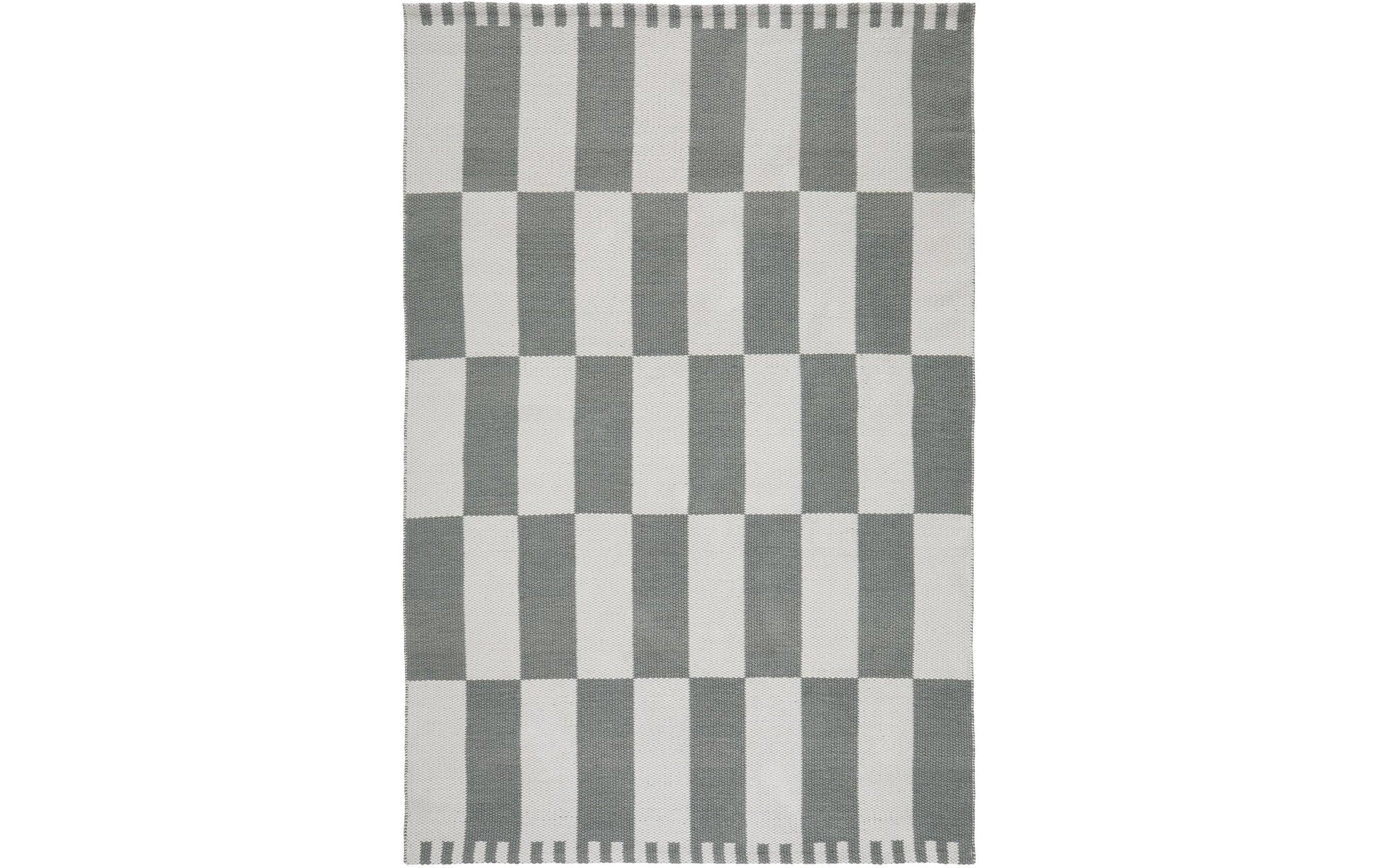 Urbanara Iniola Teppich – 140 × 200 cm, Graugrün/Weiss, 100% Recyceltes Polyester