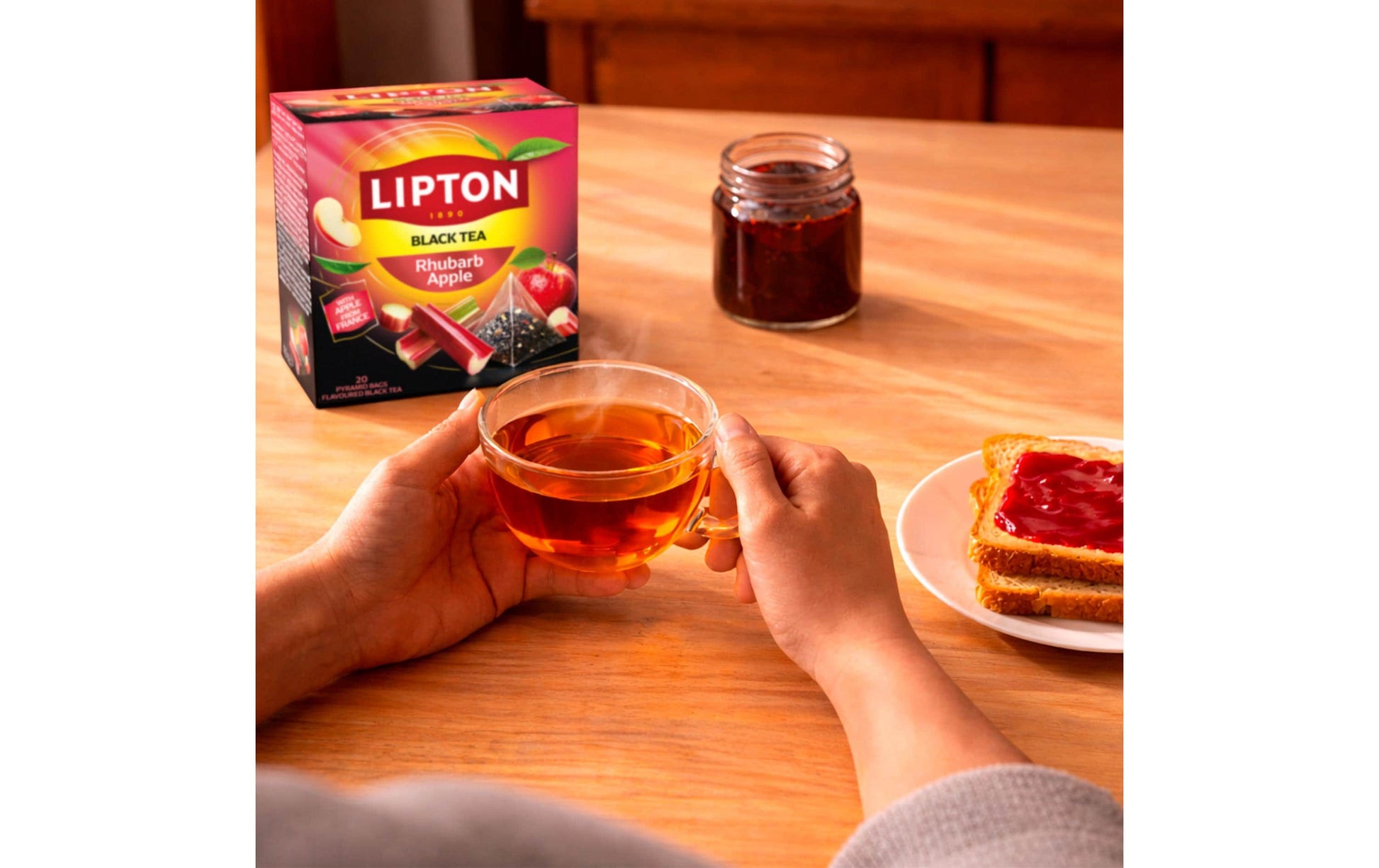 Lipton Schwarztee Apfel & Rhabarber – Teebeutel 20 Beutel