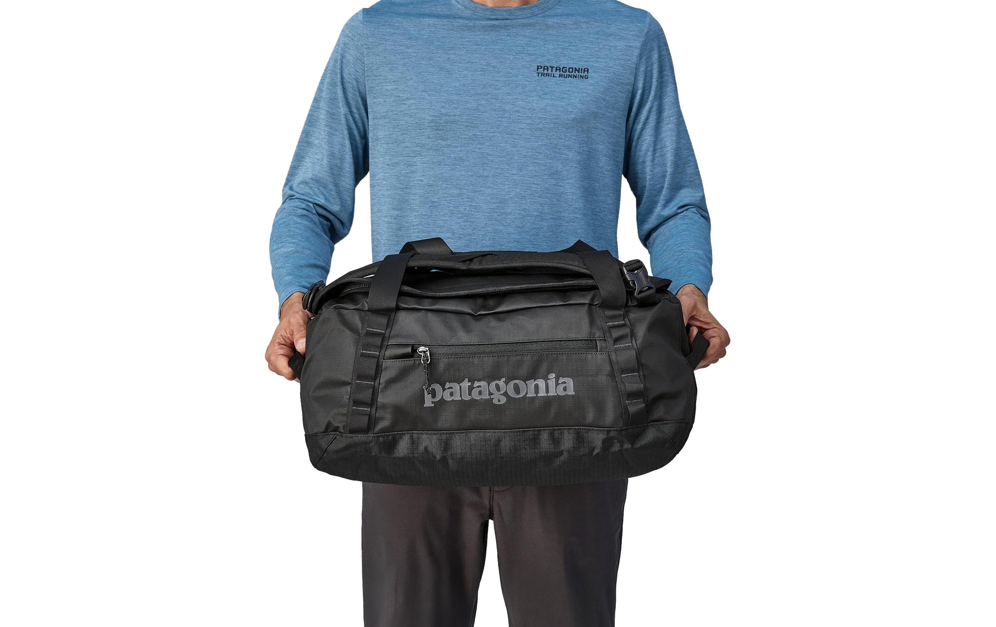 Patagonia Sporttasche Black Hole – 40 l, Rucksack-Funktion, aus rPET, schwarz