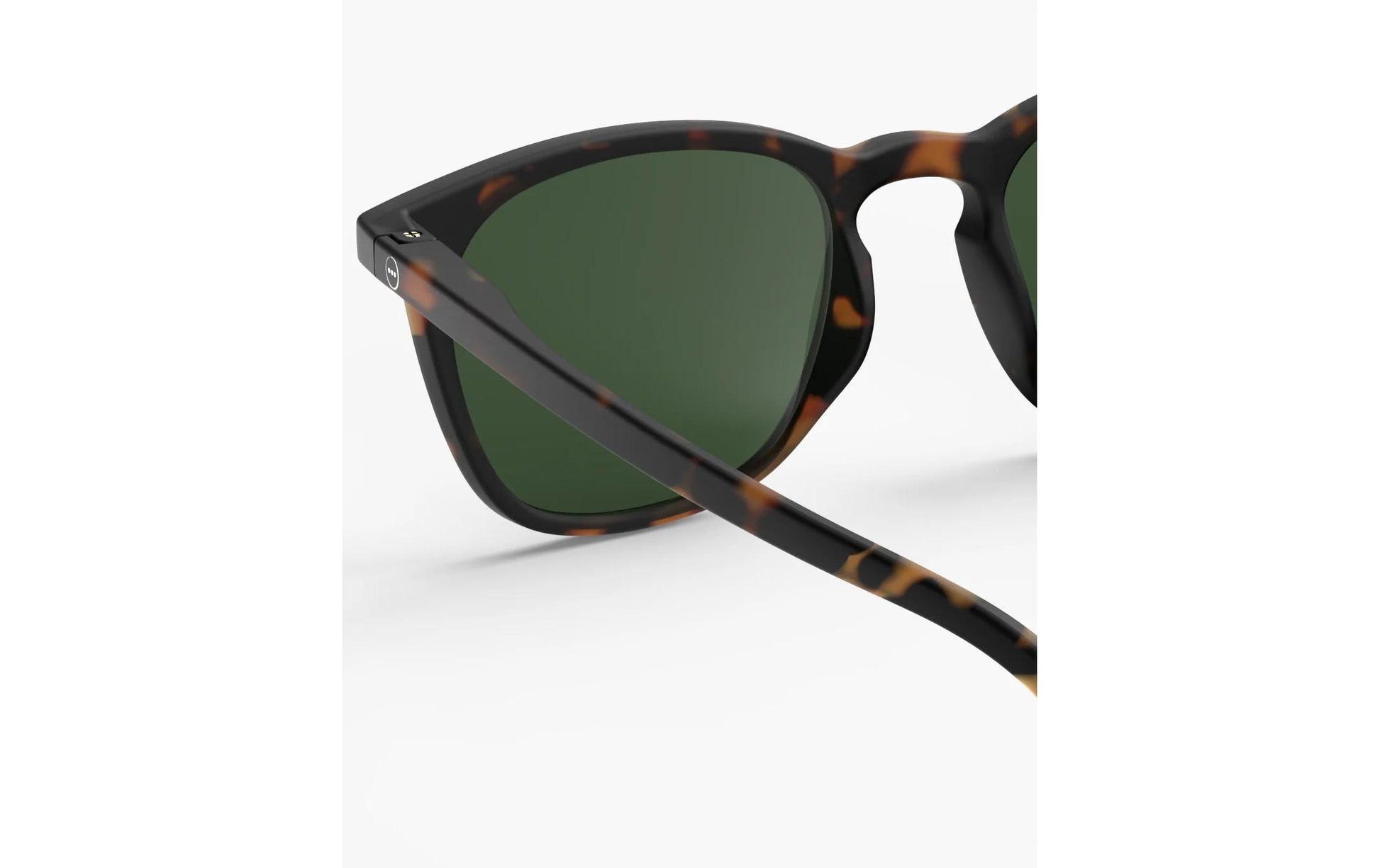 Izipizi Schutzbrille – Grüne Gläser, 100 % UV-Schutz, Rahmenfarbe Schildpatt